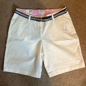 NWT - Ladies shorts size 6